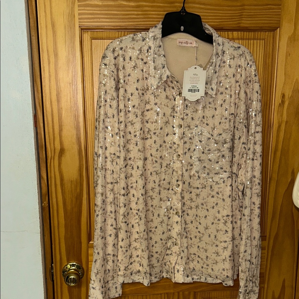 Women's Cream Floral Sequin Button-Up Shirt - Picture 3 of 5